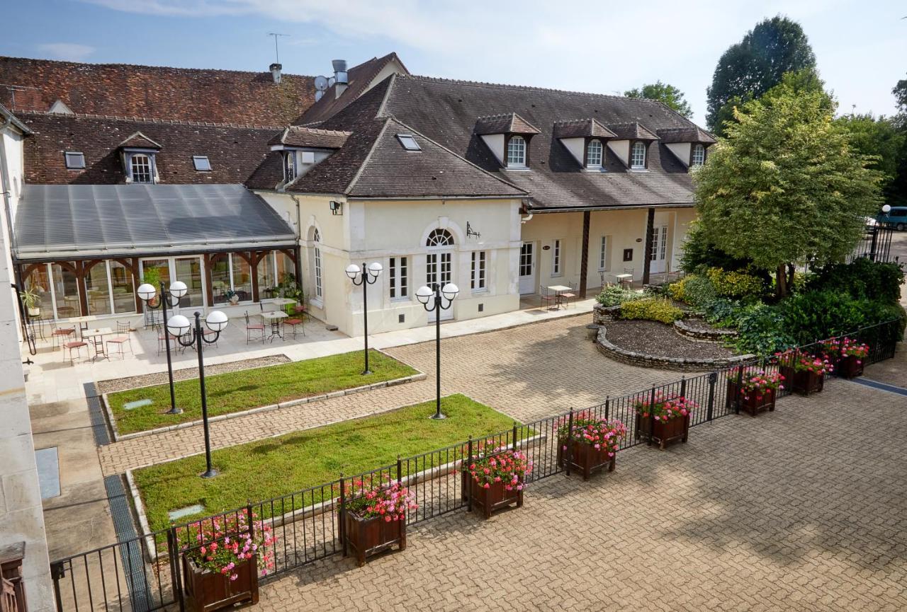 Résidence Hôtelière du domaine Chablis Extérieur photo